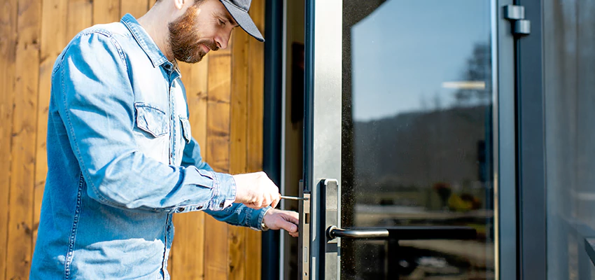 Frameless Glass Storefront Door Locks Replacement in Hilmar-Irwin, CA